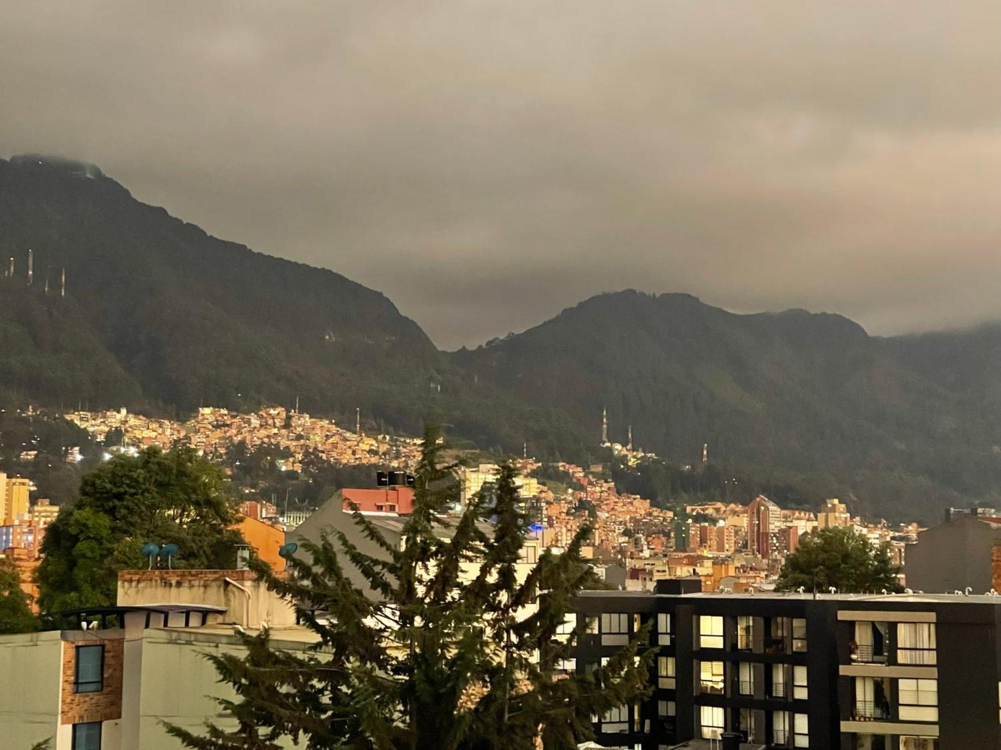 St. Louis Suites - Movistar Arena Bogota Luaran gambar